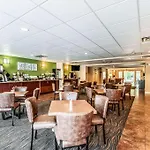 Sleep Inn & Suites 